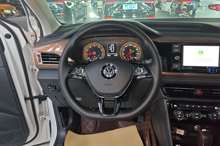 Used Volkswagen Tharu 2020 280TSI Two-Wheel Drive Comfort Edition China VI Standard Steering Wheel