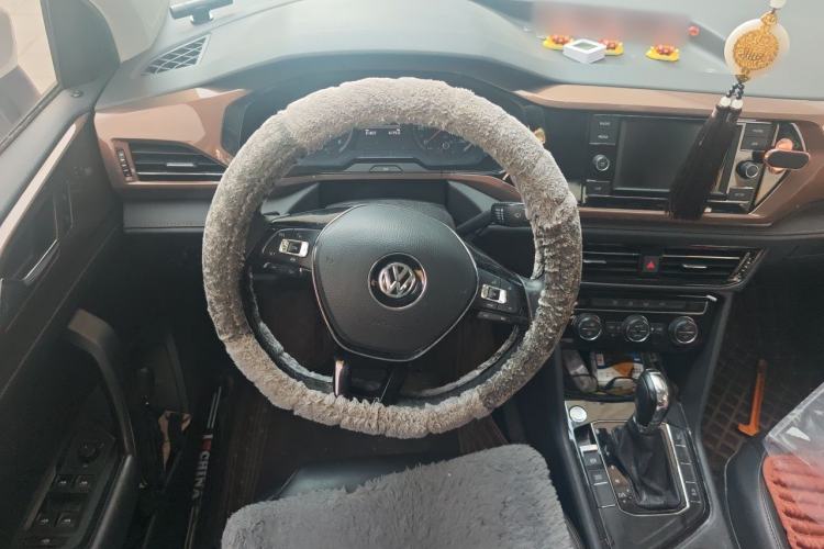 Used Volkswagen Tharu 2020 280TSI Two-Wheel Drive Comfort Edition China VI Standard Steering Wheel