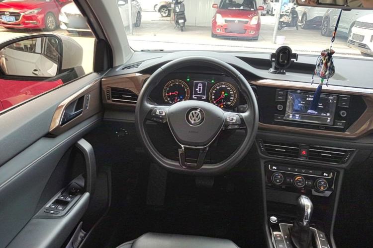 Used Volkswagen Tharu 2020 280TSI Two-Wheel Drive Comfort Edition China VI Standard Steering Wheel
