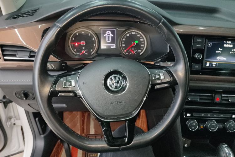 Used Volkswagen Tharu 2020 280TSI Two-Wheel Drive Comfort Edition China VI Standard Steering Wheel