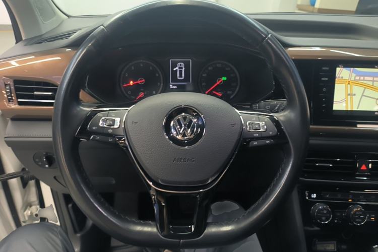 Used Volkswagen Tharu 2020 330TSI All-Wheel-Drive Luxury Edition China VI Standard Steering Wheel