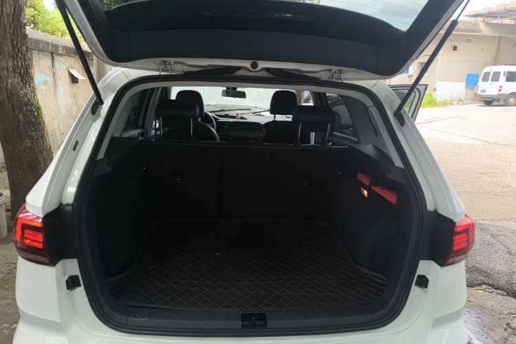 Used Volkswagen Tharu 2020 280TSI Two-Wheel Drive Comfort Edition China VI Standard Trunk