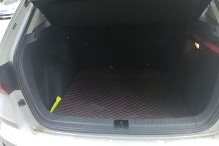 Used Volkswagen Tharu 2020 280TSI Two-Wheel Drive Comfort Edition China VI Standard Trunk