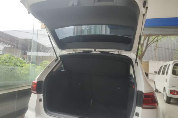 Used Volkswagen Tharu 2020 280TSI Two-Wheel Drive Comfort Edition China VI Standard Trunk