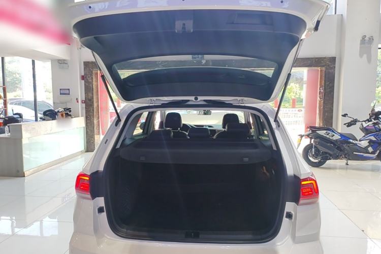 Used Volkswagen Tharu 2020 Facelift 330TSI Four-Wheel Drive Luxury PLUS Version China VI Standard Trunk