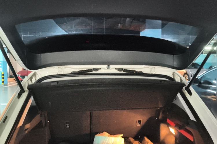 Used Volkswagen Tharu 2020 280TSI Two-Wheel-Drive Flagship Version China VI Trunk