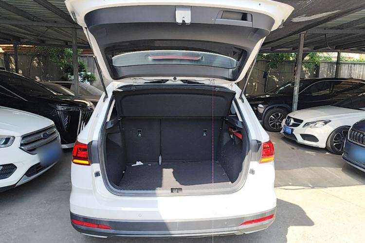 Used Volkswagen Tharu 2020 280TSI Two-Wheel Drive Comfort Edition China VI Standard Trunk