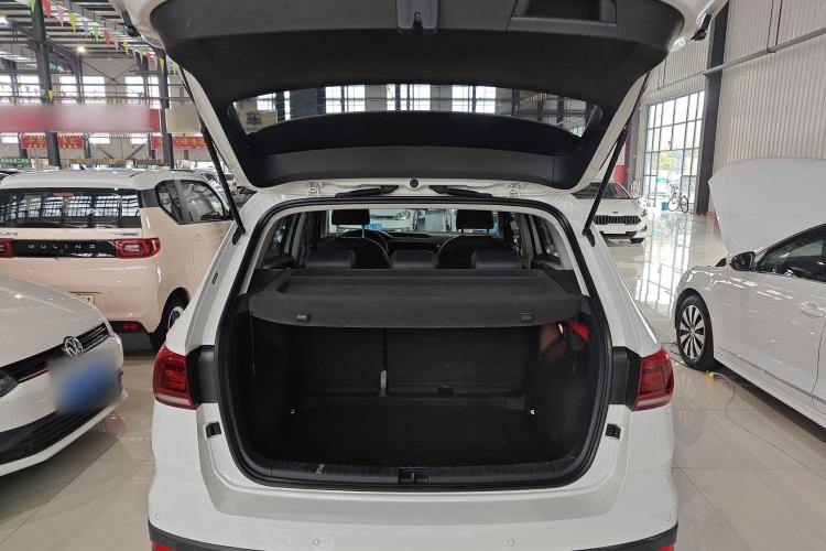 Used Volkswagen Tharu 2020 280TSI Two-Wheel Drive Luxury Edition China VI Standard Trunk