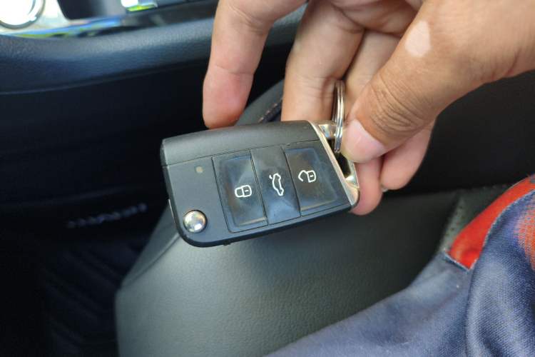 Used Volkswagen Tharu 2020 280TSI Two-Wheel-Drive Flagship Version China VI Vehicle Key