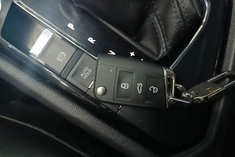 Used Volkswagen Tharu 2020 280TSI Two-Wheel Drive Comfort Edition China VI Standard Vehicle Key
