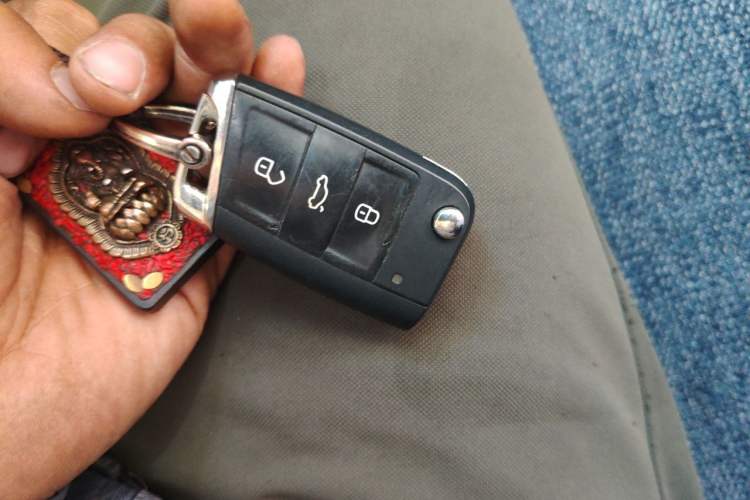 Used Volkswagen Tharu 2020 280TSI Two-Wheel Drive Luxury Plus Version China VI Standard Vehicle Key