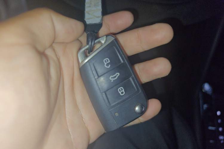 Used Volkswagen Tharu 2020 280TSI Two-Wheel Drive Comfort Edition China VI Standard Vehicle Key