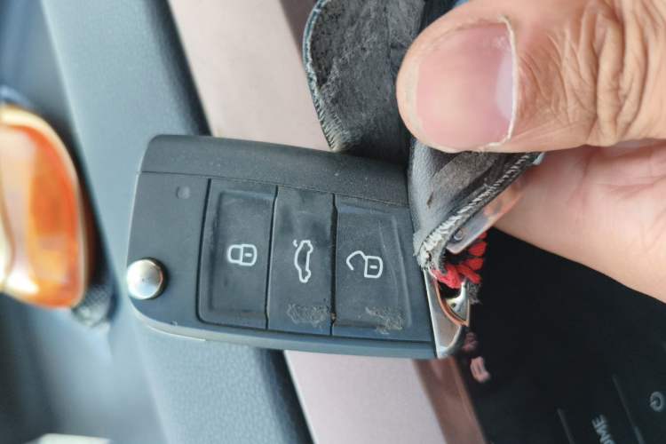 Used Volkswagen Tharu 2020 280TSI Two-Wheel Drive Luxury Plus Version China VI Standard Vehicle Key