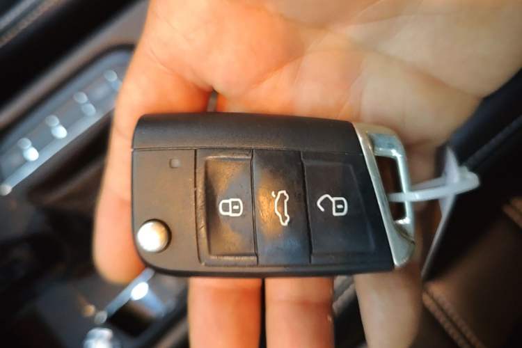 Used Volkswagen Tharu 2020 280TSI Two-Wheel Drive Trend Edition China VI Standard Vehicle Key