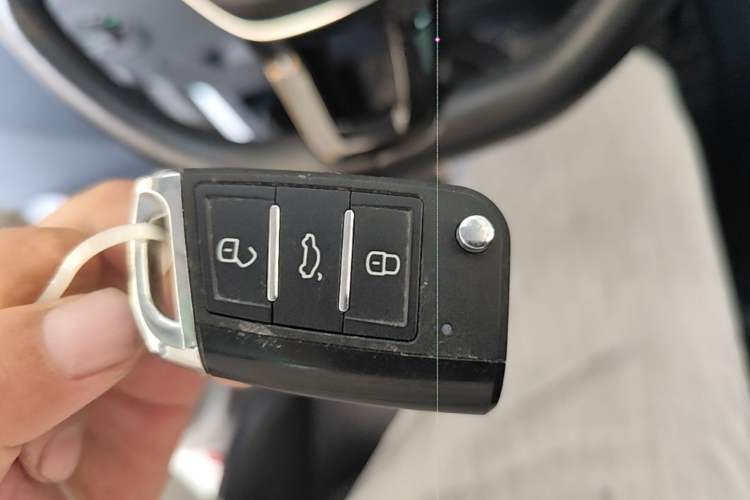 Used Volkswagen Tharu 2020 280TSI Two-Wheel Drive Comfort Edition China VI Standard Vehicle Key