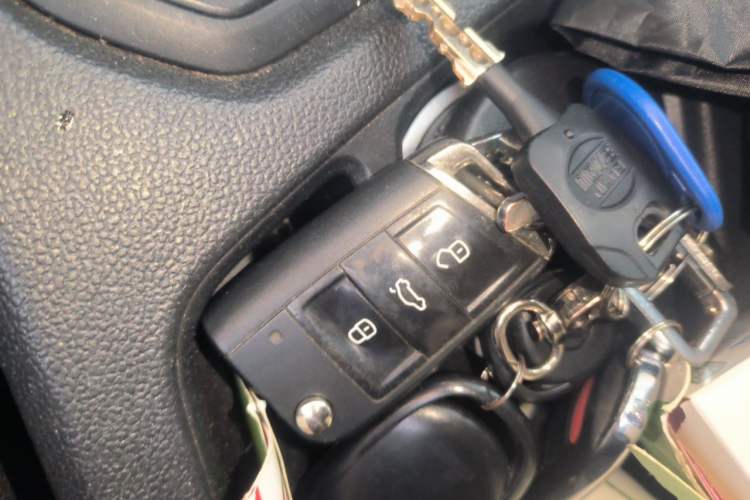Used Volkswagen Tharu 2020 280TSI Two-Wheel Drive Trend Edition China VI Standard Vehicle Key