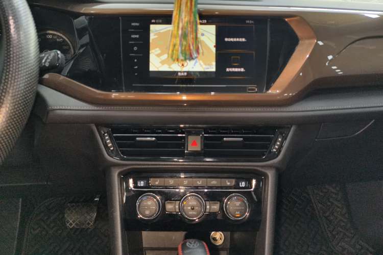 Used Volkswagen Tharu 2020 280TSI Two-Wheel Drive Luxury Edition China VI Standard Audio And AC Panel