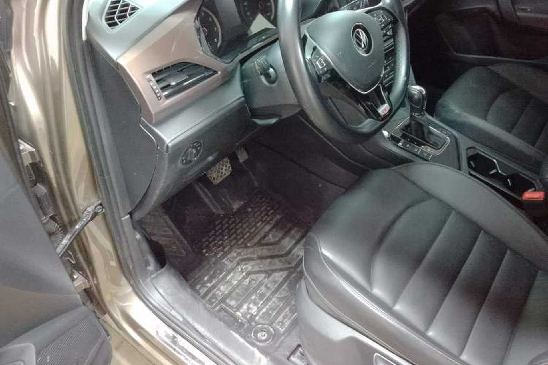 Used Volkswagen Tharu 2020 280TSI Two-Wheel Drive Luxury Edition China VI Standard Driver Seat