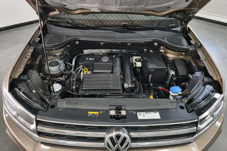 Used Volkswagen Tharu 2020 280TSI Two-Wheel Drive Luxury Edition China VI Standard Engine Bay