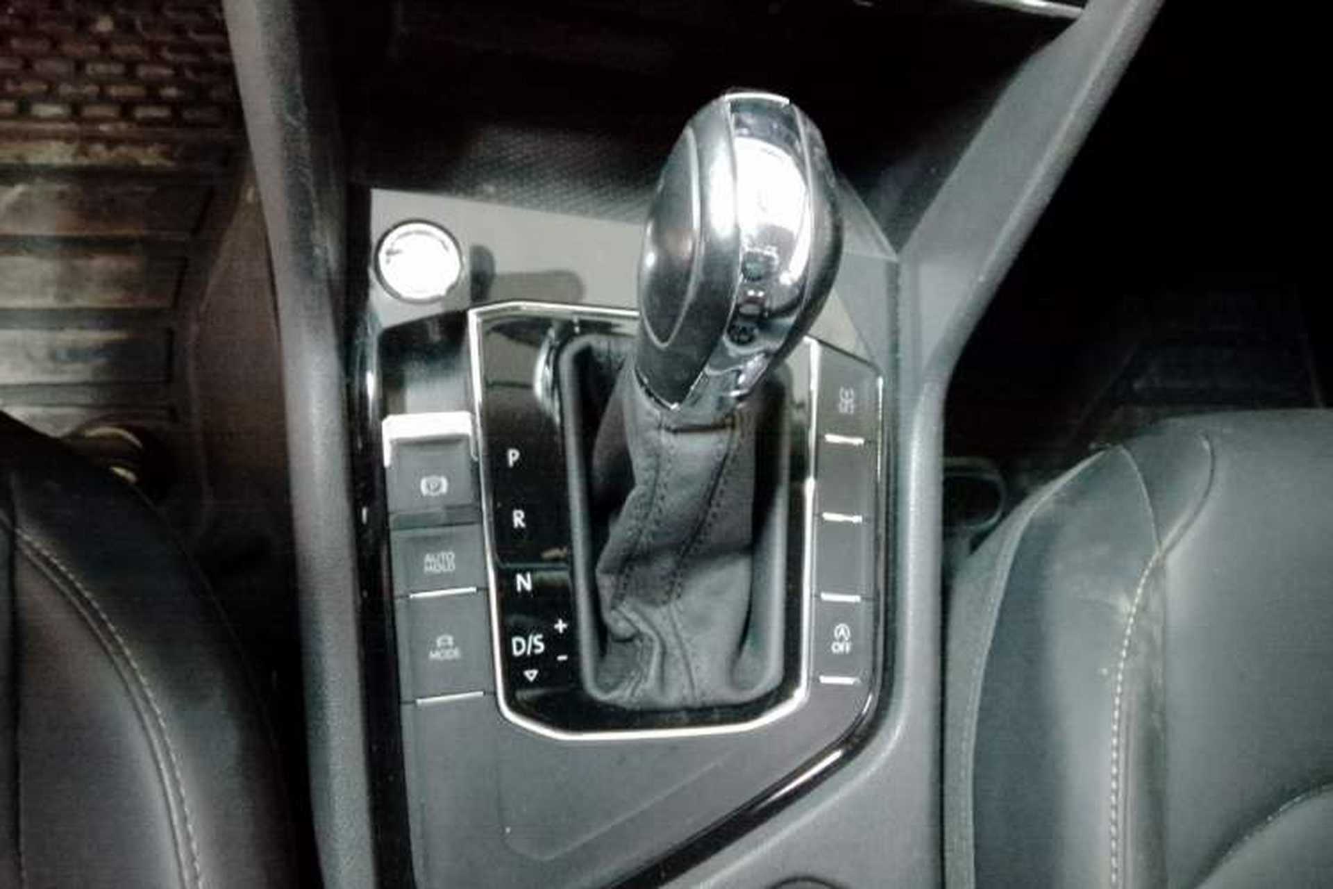 Used Volkswagen Tharu 2020 280TSI Two-Wheel Drive Luxury Edition China VI Standard Gear Lever