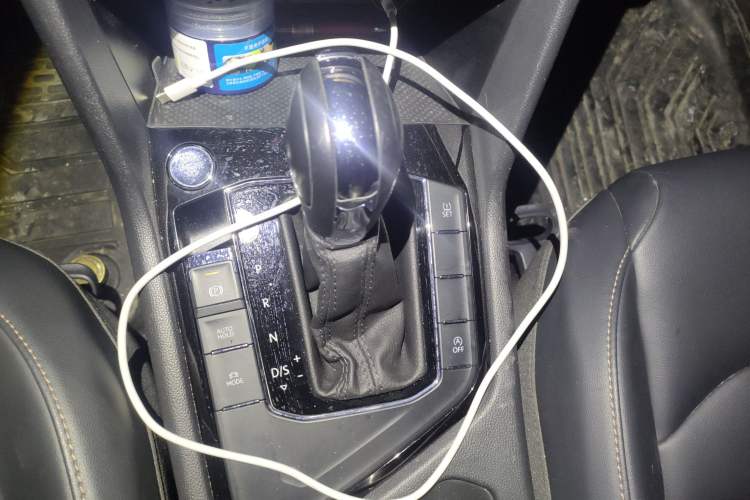 Used Volkswagen Tharu 2020 280TSI Two-Wheel Drive Luxury Edition China VI Standard Gear Lever