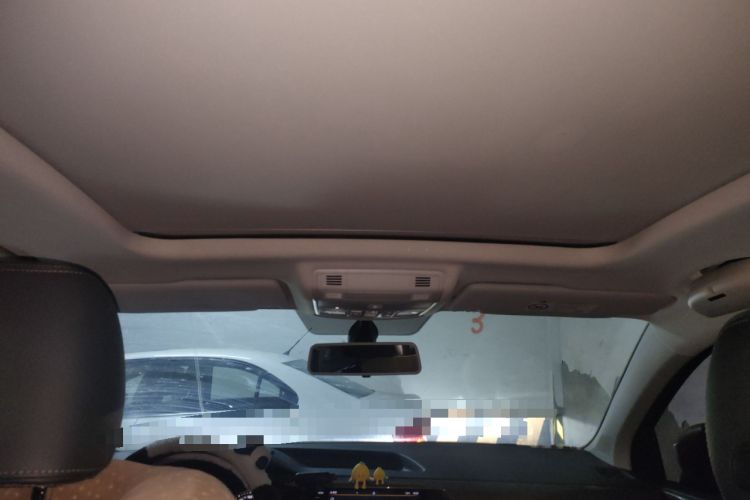 Used Volkswagen Tharu 2020 280TSI Two-Wheel Drive Luxury Edition China VI Standard Headliner