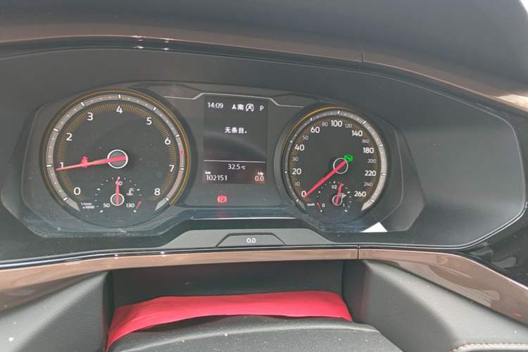 Used Volkswagen Tharu 2020 280TSI Two-Wheel Drive Luxury Edition China VI Standard Instrument Cluster