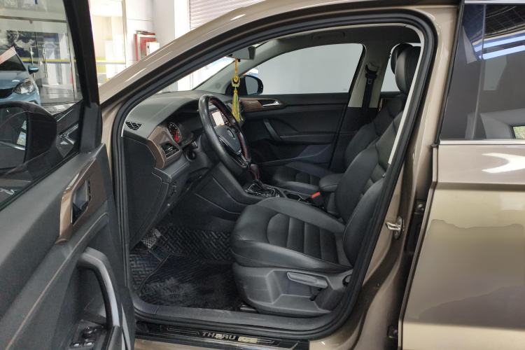 Used Volkswagen Tharu 2020 280TSI Two-Wheel Drive Luxury Edition China VI Standard Left Front Seat