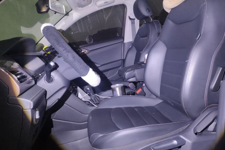 Used Volkswagen Tharu 2020 280TSI Two-Wheel Drive Luxury Edition China VI Standard Left Front Seat