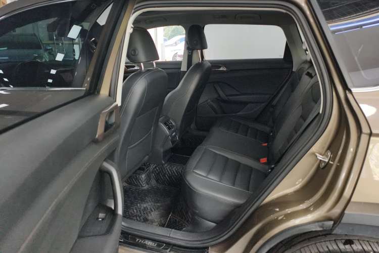 Used Volkswagen Tharu 2020 280TSI Two-Wheel Drive Luxury Edition China VI Standard Left Rear Seat