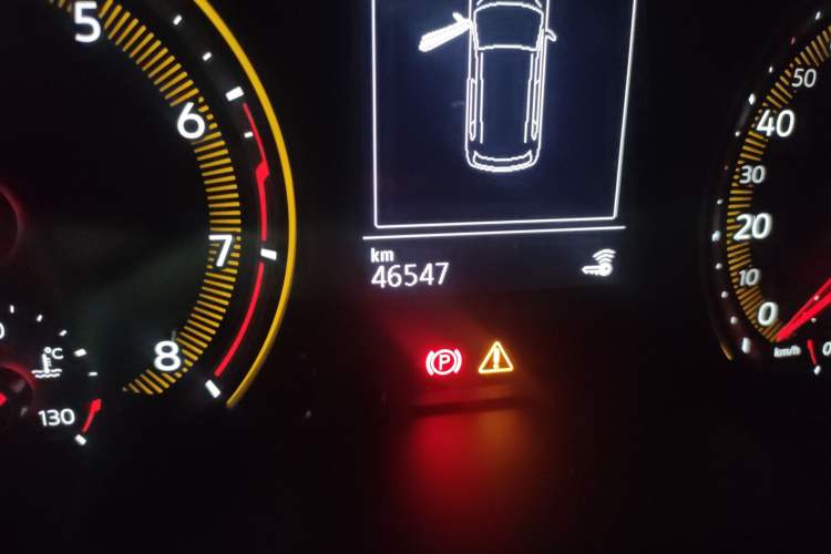Used Volkswagen Tharu 2020 280TSI Two-Wheel Drive Luxury Edition China VI Standard Odometer Close Up