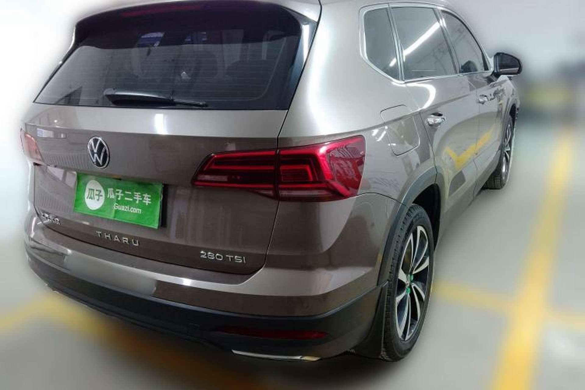 Used Volkswagen Tharu 2020 280TSI Two-Wheel Drive Luxury Edition China VI Standard Rear Right 45 Deg