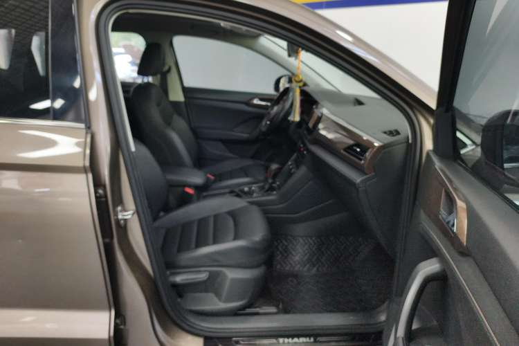 Used Volkswagen Tharu 2020 280TSI Two-Wheel Drive Luxury Edition China VI Standard Right Front Seat