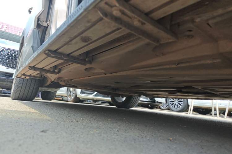 Used Volkswagen Tharu 2020 280TSI Two-Wheel Drive Luxury Edition China VI Standard Right Side Sill