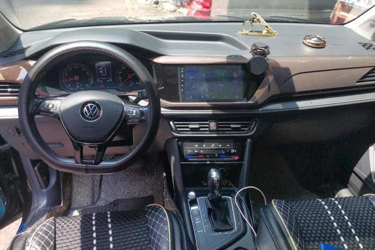 Used Volkswagen Tharu 2021 280TSI Two-Wheel Drive Comfort Edition Center Console