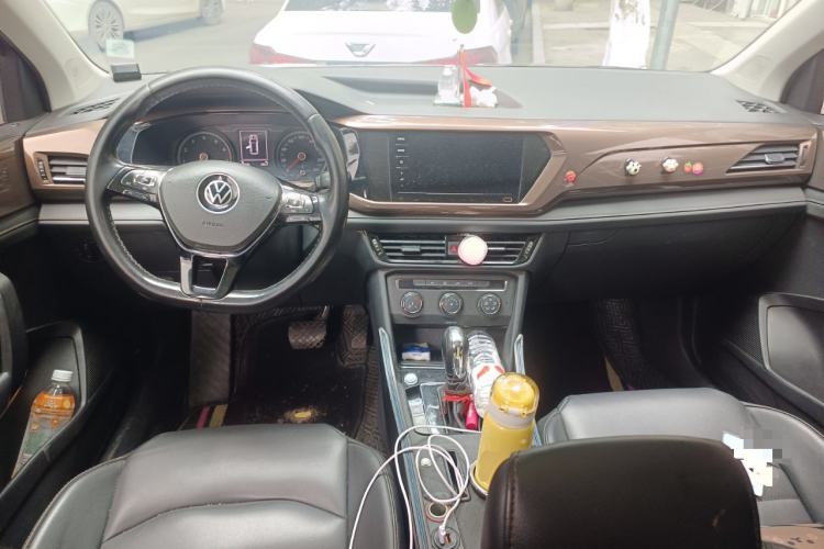 Used Volkswagen Tharu 2021 280TSI Two-Wheel Drive Comfort Edition Center Console