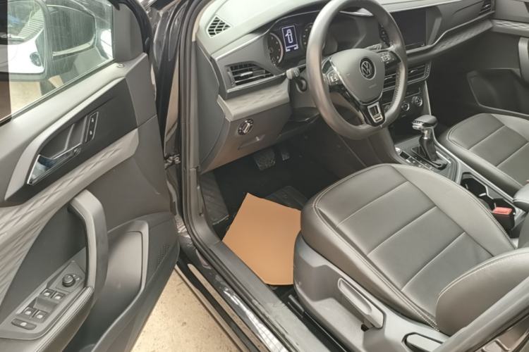 Used Volkswagen Tharu 2021 280TSI Two-Wheel Drive Trend Edition Driver Seat