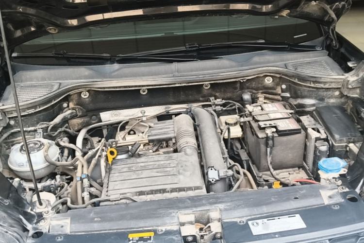 Used Volkswagen Tharu 2021 280TSI Two-Wheel Drive Trend Edition Engine Bay