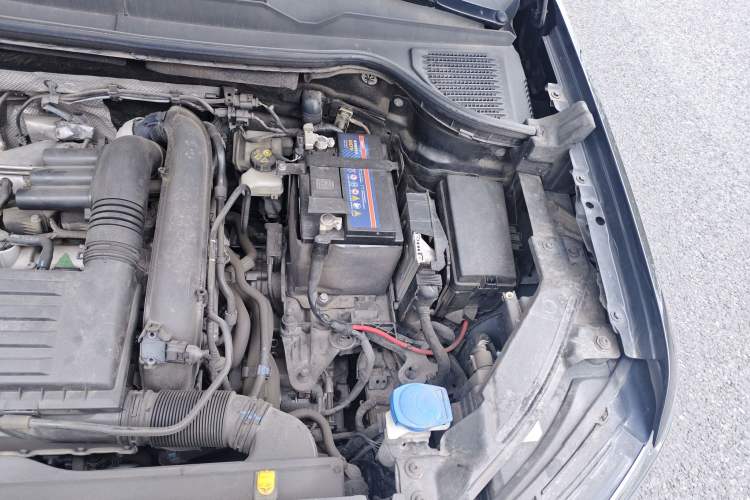 Used Volkswagen Tharu 2021 280TSI Two-Wheel-Drive Luxury Plus Edition Engine Bay Left