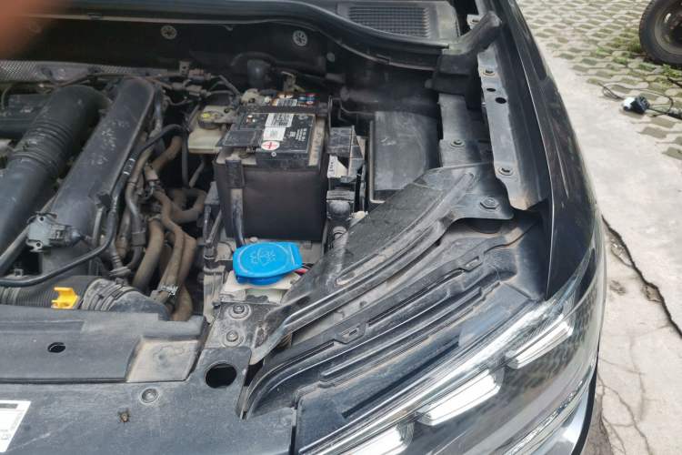 Used Volkswagen Tharu 2021 280TSI Two-Wheel Drive Comfort Edition Engine Bay Left