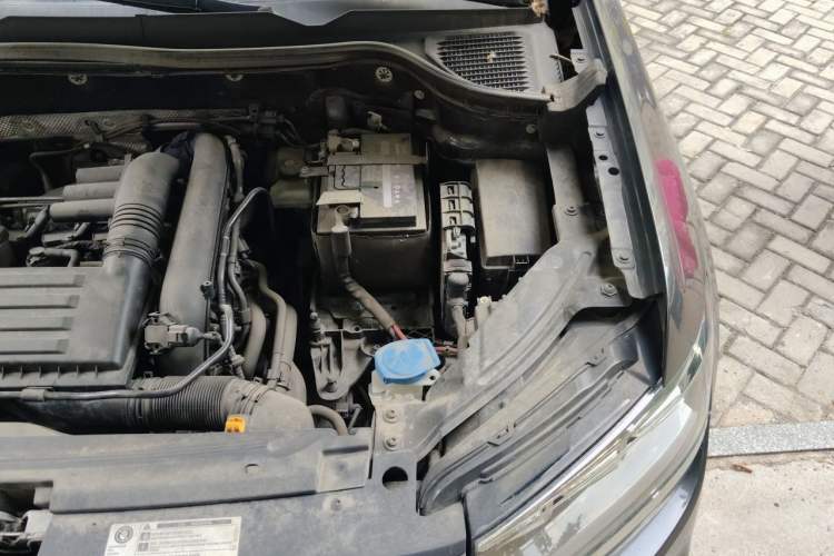 Used Volkswagen Tharu 2021 280TSI Two-Wheel Drive Comfort Edition Engine Bay Left