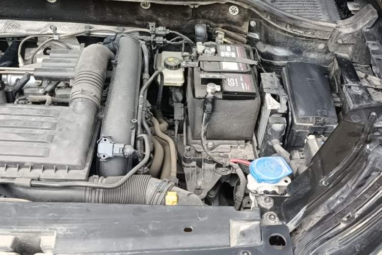 Used Volkswagen Tharu 2021 280TSI Two-Wheel Drive Trend Edition Engine Bay Left