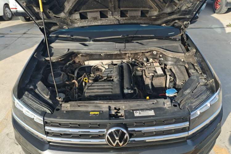 Used Volkswagen Tharu 2021 280TSI Two-Wheel Drive Trend Edition Engine Bay