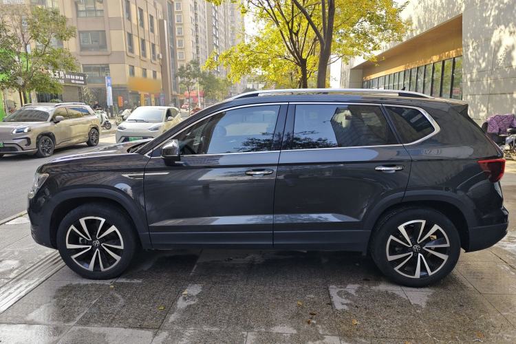 Used Volkswagen Tharu 2021 280TSI Two-Wheel-Drive Luxury Plus Edition Exterior 3