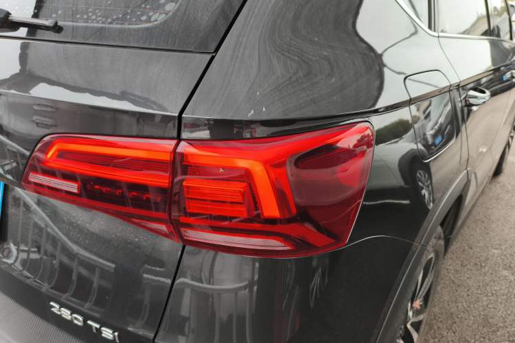 Used Volkswagen Tharu 2021 280TSI Two-Wheel-Drive Luxury Plus Edition Exterior 6
