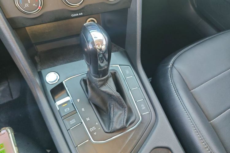 Used Volkswagen Tharu 2021 280TSI Two-Wheel Drive Trend Edition Gear Lever