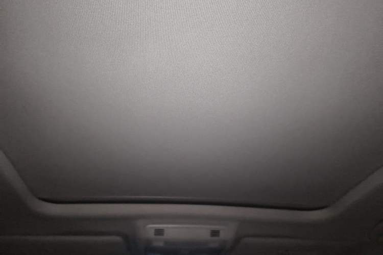 Used Volkswagen Tharu 2021 280TSI Two-Wheel-Drive Luxury Plus Edition Headliner
