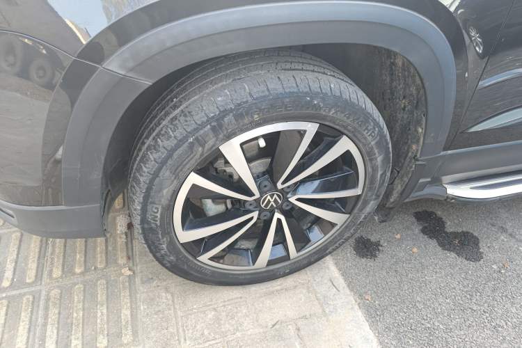 Used Volkswagen Tharu 2021 280TSI Two-Wheel-Drive Luxury Plus Edition Left Front Wheel Hub