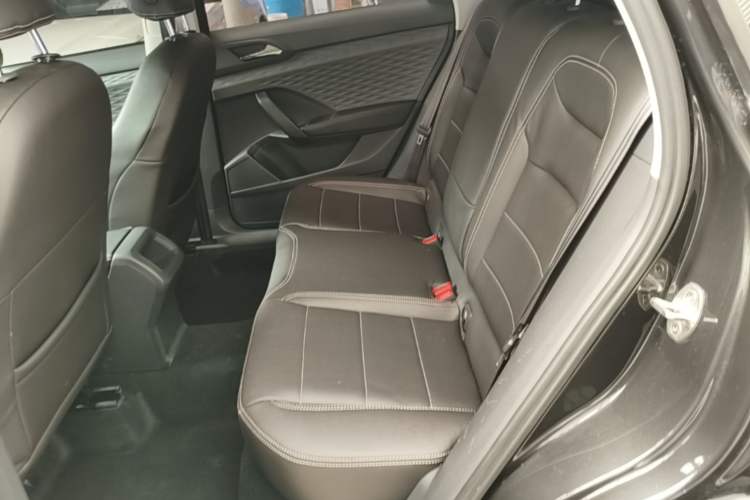 Used Volkswagen Tharu 2021 280TSI Two-Wheel Drive Trend Edition Left Rear Seat