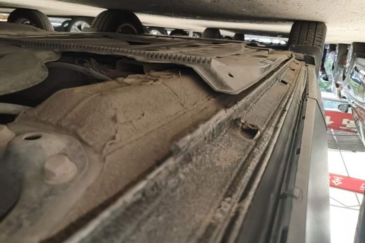 Used Volkswagen Tharu 2021 280TSI Two-Wheel Drive Trend Edition Left Side Sill